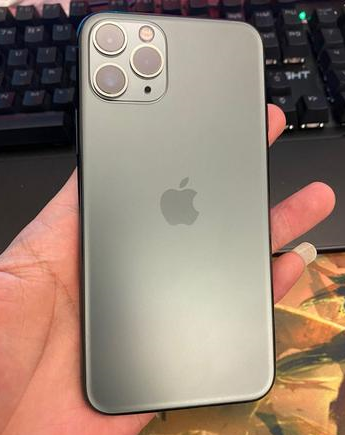 兴县苹果维修点分享iPhone 11 Pro黑屏小众故障解析 